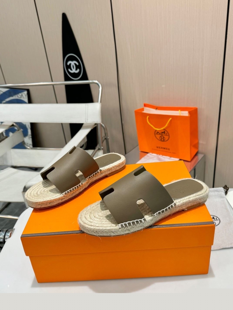 H**mes slippers
